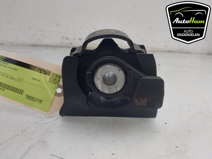 Used Engine mount Toyota RAV4 (A4) 2.5 Hybrid 16V VVT-i 4x4 Price € 40,00 Margin scheme offered by AutoHam