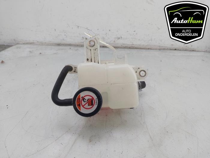 Fuel expansion tank – G910F48012