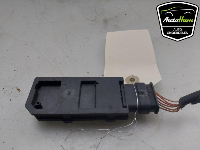 Używane Modul keyless vehicle Cupra Born 58 Cena € 15,00 Procedura marży oferowane przez AutoHam