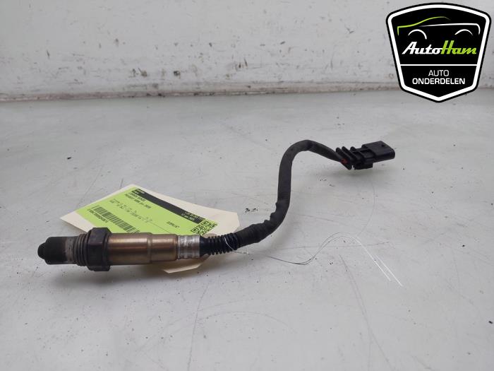 Lambda probe from a Peugeot 5008 II (M4/MC/MJ/MR) 1.2 12V e-THP PureTech 130 2020