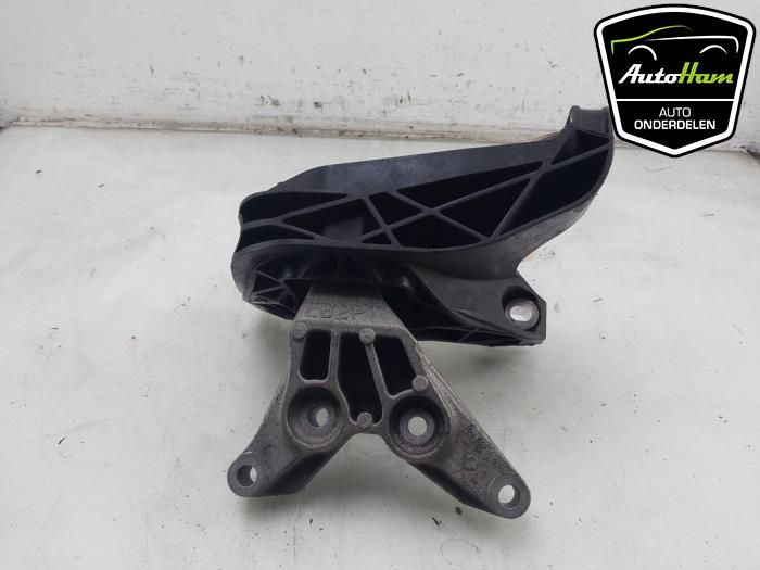 Used Engine mount Peugeot 5008 II (M4/MC/MJ/MR) 1.2 12V e-THP PureTech 130 Price € 25,00 Margin scheme offered by AutoHam