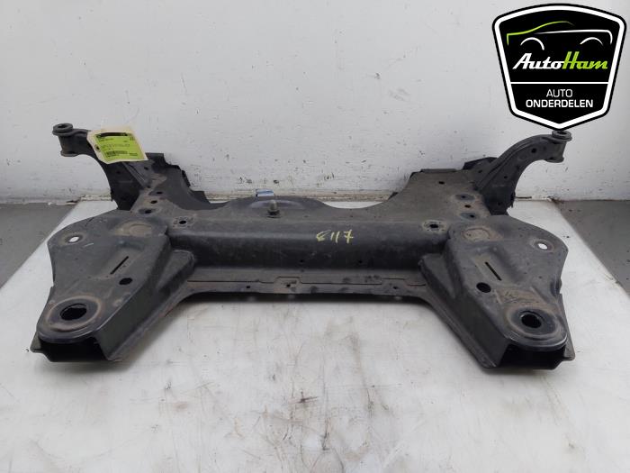 Usados Subchasis Peugeot 208 II (UB/UH/UP) 1.2 Vti 12V PureTech 75 Precio € 80,00 Norma de margen ofrecido por AutoHam