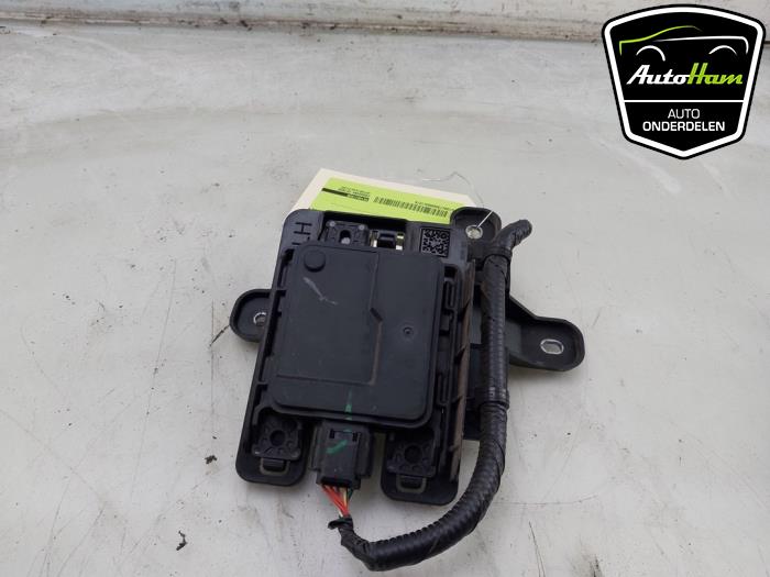 Begagnade Radarsensor Kia Ceed (CDB5/CDBB) 1.5 T-GDI 16V Pris € 295,00 Marginaltabell erbjuds av AutoHam