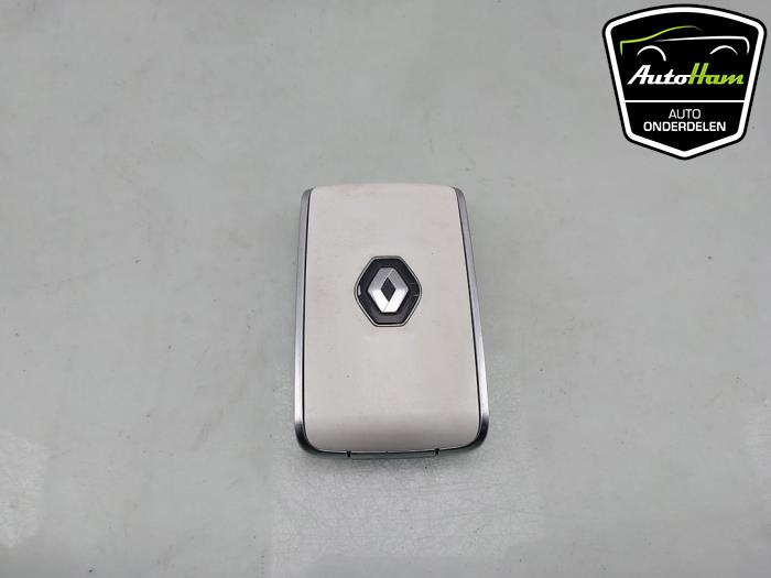 Używane Klucz Renault Kadjar (RFEH) 1.2 Energy TCE 130 Cena € 75,00 Procedura marży oferowane przez AutoHam