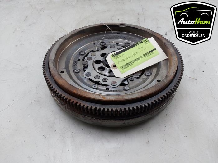 Used Flywheel Audi Q3 (8UB/8UG) 2.0 16V TFSI Quattro Price € 225,00 Margin scheme offered by AutoHam
