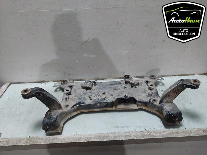 Usados Subchasis Ford Transit Connect (PJ2) 1.5 EcoBlue Precio € 114,95 IVA incluido ofrecido por AutoHam