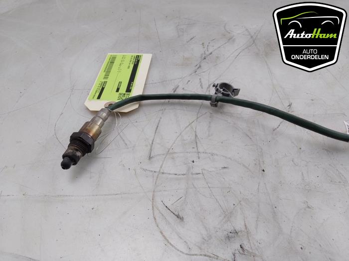 Lambda probe from a Volvo XC40 (XZ) 1.5 T5 Plug-in Hybrid 16V 2023