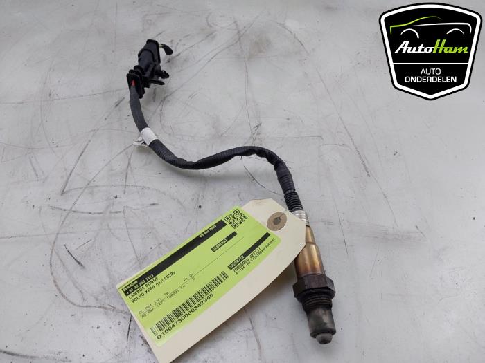 Lambda probe from a Volvo XC40 (XZ) 1.5 T5 Plug-in Hybrid 16V 2023