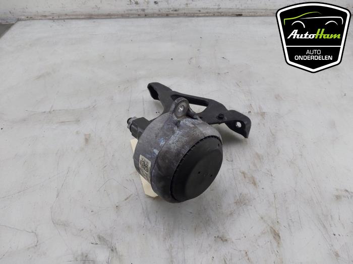 Engine mount from a Porsche 718 Boxster (982) 2.5 S Turbo 2020