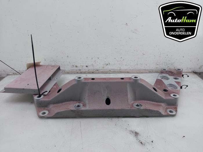 Usados Subchasis Ferrari 296 GTS 3.0 PHEV Precio € 1.754,50 IVA incluido ofrecido por AutoHam