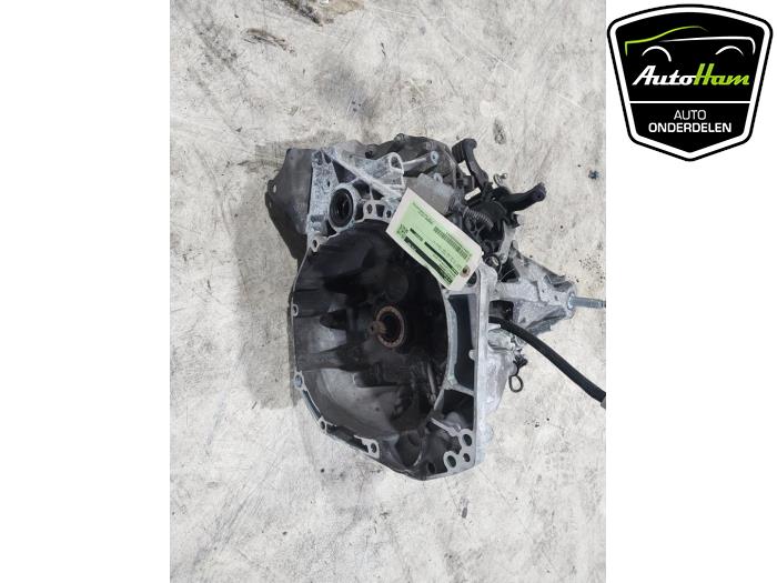 Usagé Boîte de vitesse Renault Captur I (2R) 0.9 Energy TCE 12V Prix € 375,00 Règlement à la marge proposé par AutoHam