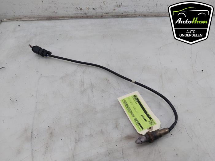 Lambda probe from a Volkswagen Golf VIII (CD1) 1.5 eTSI 16V 2020