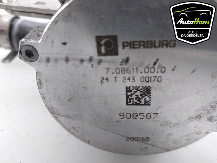 Extra vattenpump från en Ferrari 296 GTS 3.0 PHEV 2025