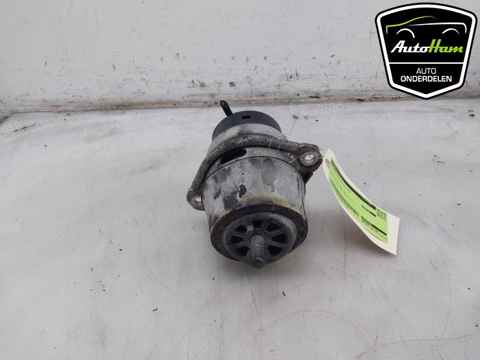Used Engine mount Porsche Cayenne II (92A) 3.0 D V6 24V Price € 30,00 Margin scheme offered by AutoHam