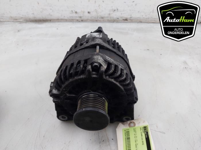 Gebrauchte Dynamo Opel Vivaro 1.6 CDTI BiTurbo 120 Preis € 75,00 Margenregelung angeboten von AutoHam
