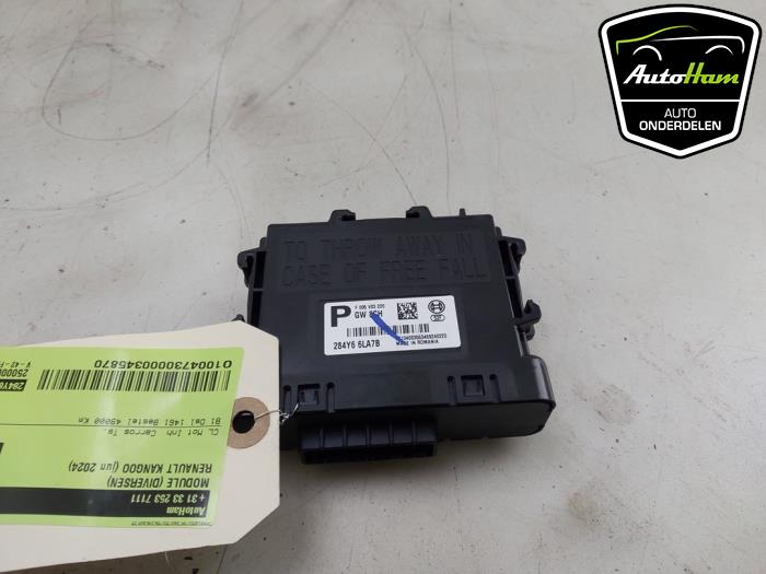 Używane Modul gateway Renault Kangoo Express (RFK) 1.5 Blue dCi 115 Cena € 30,25 Z VAT oferowane przez AutoHam
