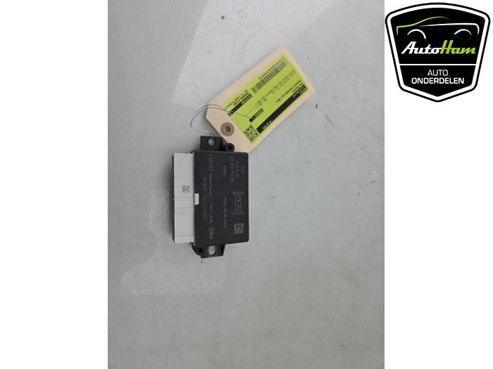 Begagnade PDC-modul Peugeot Partner (EA//EF/EN/EU) 1.5 BlueHDi 130 Pris € 60,50 Inklusive moms erbjuds av AutoHam