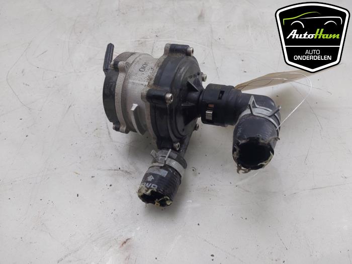 Begagnade Extra vattenpump Kia Niro I (DE) 1.6 GDI Hybrid Pris € 20,00 Marginaltabell erbjuds av AutoHam