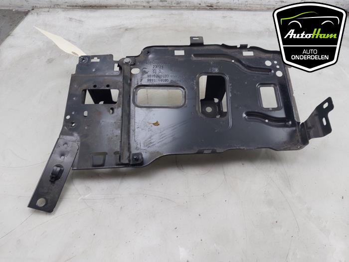 Battery tray