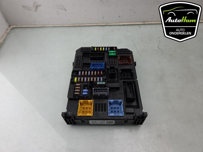 Used Body control computer Peugeot 208 II (UB/UH/UP) 1.2 Vti 12V PureTech 75 Price € 60,00 Margin scheme offered by AutoHam
