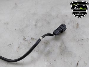 Lambda probe from a Volkswagen Polo V (6R) 1.4 TDI DPF BlueMotion technology 2014