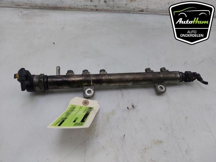 Gebrauchte Kraftstoffverteiler Fiat Fiorino (225) 1.3 JTD 16V Multijet Preis € 40,00 Margenregelung angeboten von AutoHam