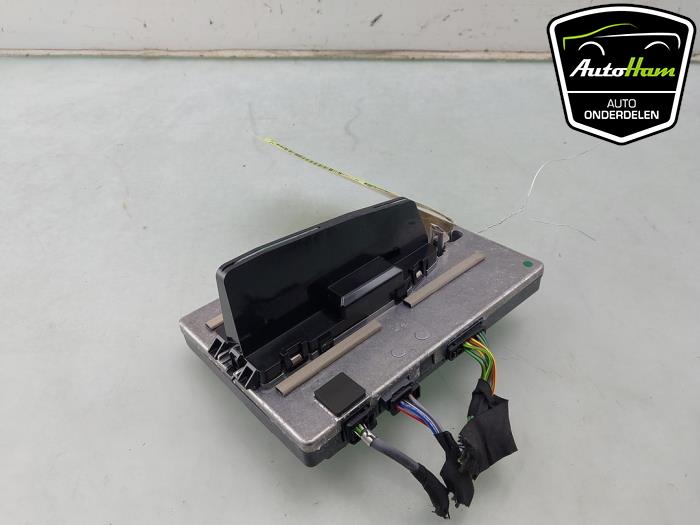 Używane Antena Volvo EX40 (XZ) Single Motor 70 kWh Cena € 40,00 Procedura marży oferowane przez AutoHam