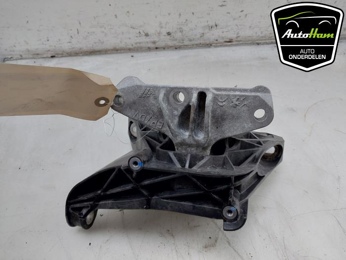 Used Engine mount Opel Combo Cargo 1.5 CDTI 130 Price € 30,25 Inclusive VAT offered by AutoHam