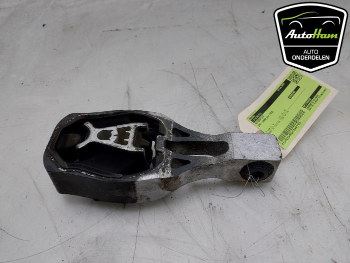 Used Engine mount Opel Combo Cargo 1.5 CDTI 130 Price € 18,15 Inclusive VAT offered by AutoHam