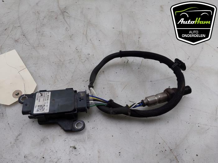 Używane Czujnik Nox Opel Combo Cargo 1.5 CDTI 130 Cena € 48,40 Z VAT oferowane przez AutoHam
