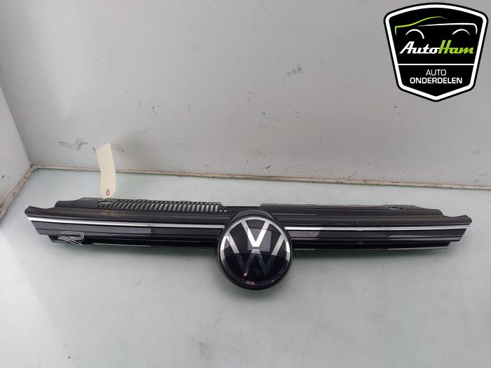 Używane Grill Volkswagen Golf VIII (CD1) 1.5 TSI 16V Cena € 250,00 Procedura marży oferowane przez AutoHam