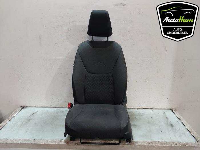 Gebrauchte Sitz links Toyota Yaris Cross (PB1/PJ1) 1.5 12V Hybrid 115 Preis € 195,00 Margenregelung angeboten von AutoHam