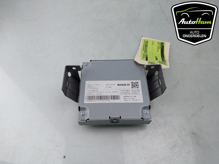 Używane Modul kamery Renault Arkana (RJLL) 1.6 E-Tech 145 16V Cena € 195,00 Procedura marży oferowane przez AutoHam