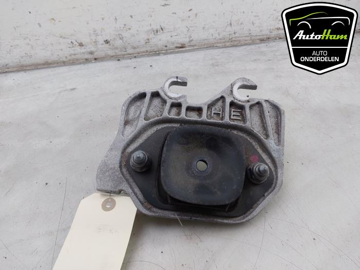 Used Engine mount Renault Captur II (RJB) 1.6 E-Tech 145 Price € 50,00 Margin scheme offered by AutoHam