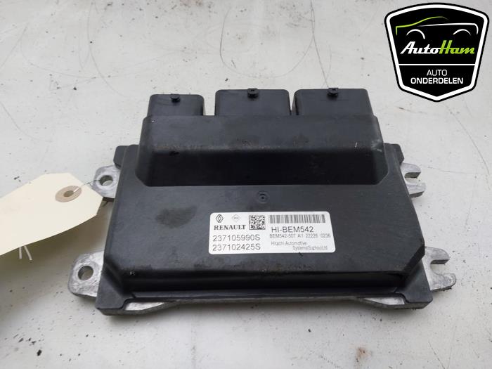 Used Engine management computer Renault Captur II (RJB) 1.6 E-Tech 145 Price € 70,00 Margin scheme offered by AutoHam