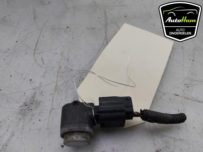 Usados Sensor PDC Renault Captur II (RJB) 1.6 E-Tech 145 Precio € 25,00 Norma de margen ofrecido por AutoHam