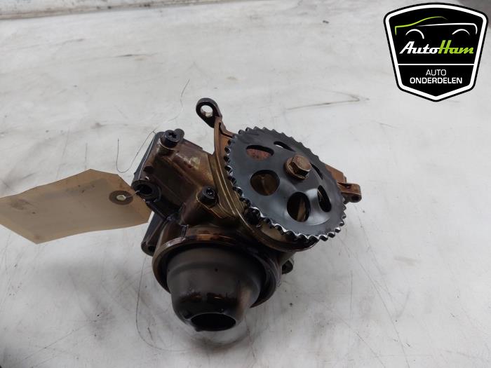 Usados Bomba de aceite Volkswagen Polo IV (9N1/2/3) 1.2 12V Precio € 50,00 Norma de margen ofrecido por AutoHam