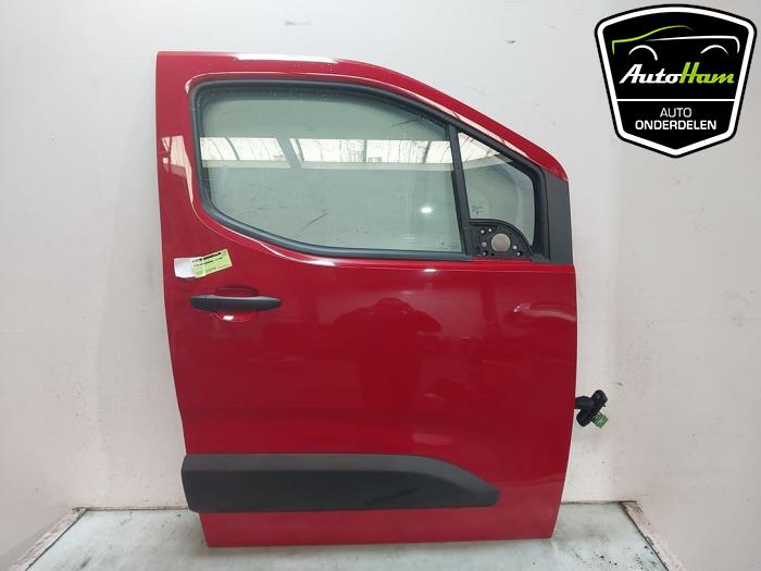 Begagnade Dörr, 2-dörrars, höger Toyota ProAce City 1.5 D-4D 100 Pris € 574,75 Inklusive moms erbjuds av AutoHam