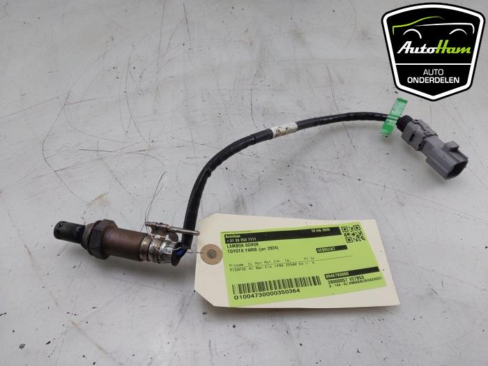 Lambda probe from a Toyota Yaris IV (P21/PA1/PH1) 1.5 12V Hybrid 115 2024