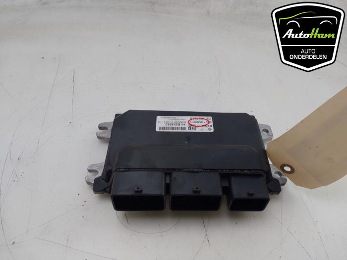 Used Engine management computer Renault Arkana (RJLL) 1.6 E-Tech 145 16V Price € 70,00 Margin scheme offered by AutoHam