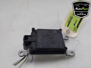 Tempomat Sensor van een Renault Arkana (RJLL) 1.6 E-Tech 145 16V 2024