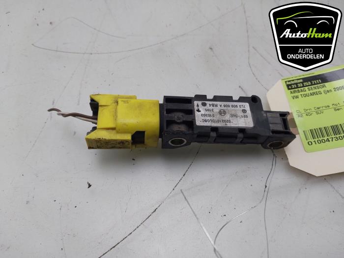 Begagnade Airbagsensor Volkswagen Touareg (7LA/7L6) 3.2 V6 24V Pris € 25,00 Marginaltabell erbjuds av AutoHam