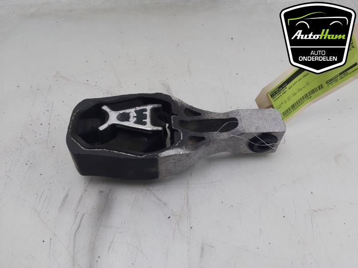 Used Engine mount Toyota ProAce City 1.5 D-4D 100 Price € 18,15 Inclusive VAT offered by AutoHam