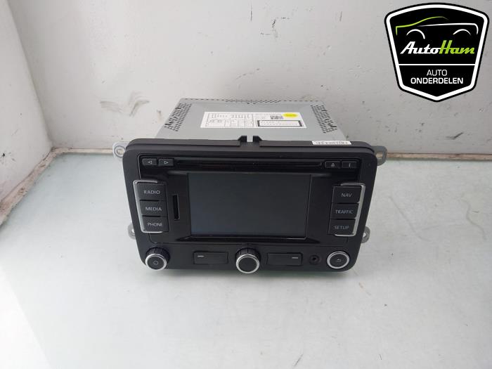 Usagé Ecran Gps Volkswagen Polo V (6R) 1.2 TSI Prix € 95,00 Règlement à la marge proposé par AutoHam