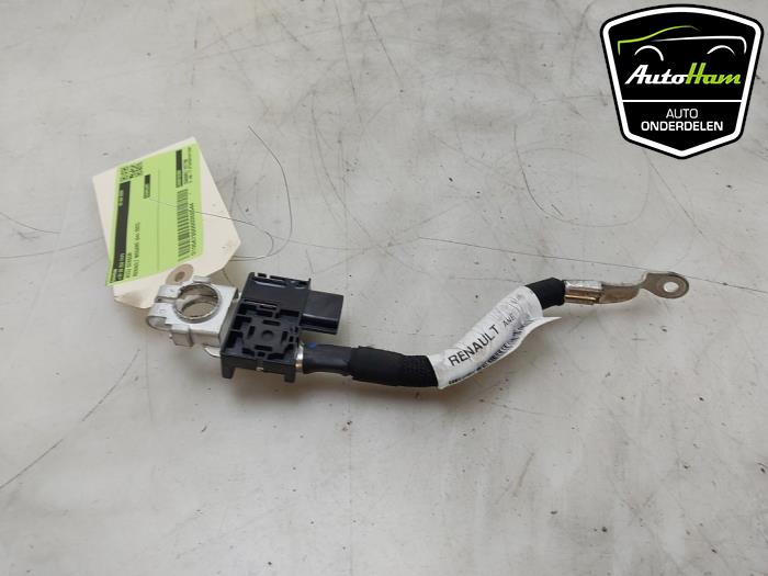 Begagnade Batterisensor Renault Megane IV Estate (RFBK) 1.3 TCE 160 16V Pris € 25,00 Marginaltabell erbjuds av AutoHam