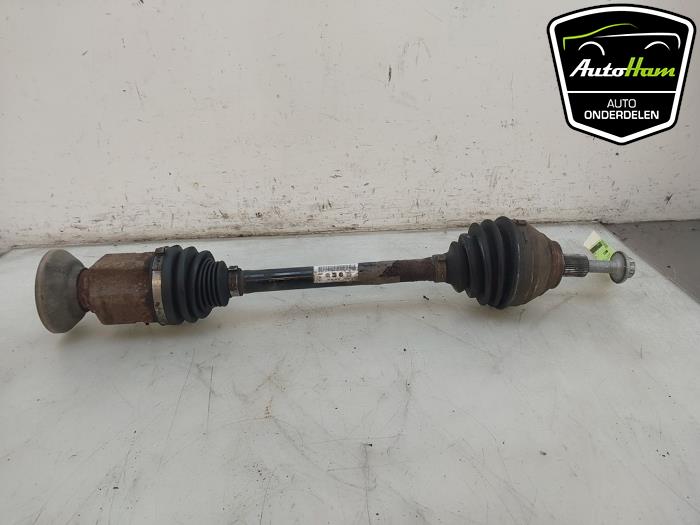 Used Front drive shaft, right Volkswagen Passat (3G2) 2.0 TDI BiTurbo 16V 4Motion Price € 150,00 Margin scheme offered by AutoHam