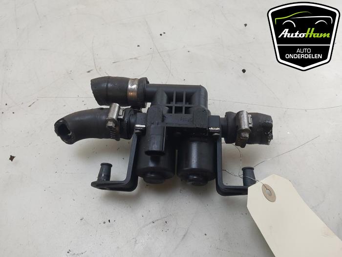 Begagnade Extra vattenpump BMW X6 (E71/72) xDrive35i 3.0 24V Pris € 25,00 Marginaltabell erbjuds av AutoHam