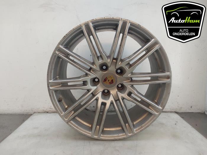 Begagnade Hjul Porsche Cayenne II (92A) 4.8 V8 32V GTS Pris € 395,00 Marginaltabell erbjuds av AutoHam