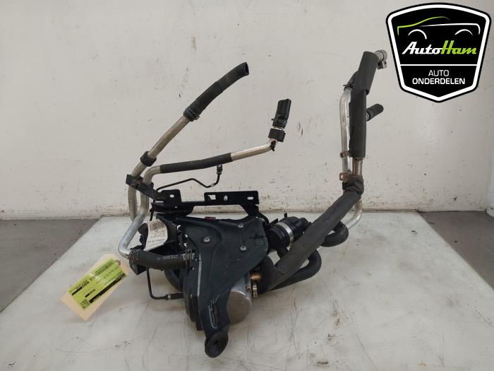 Używane Ogrzewanie postojowe Porsche Cayenne II (92A) 4.8 V8 32V GTS Cena € 395,00 Procedura marży oferowane przez AutoHam