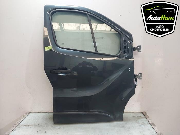 Begagnade Dörr, 2-dörrars, höger Renault Trafic (1FL/2FL/3FL/4FL) 2.0 dCi 16V 170 Pris € 719,95 Inklusive moms erbjuds av AutoHam